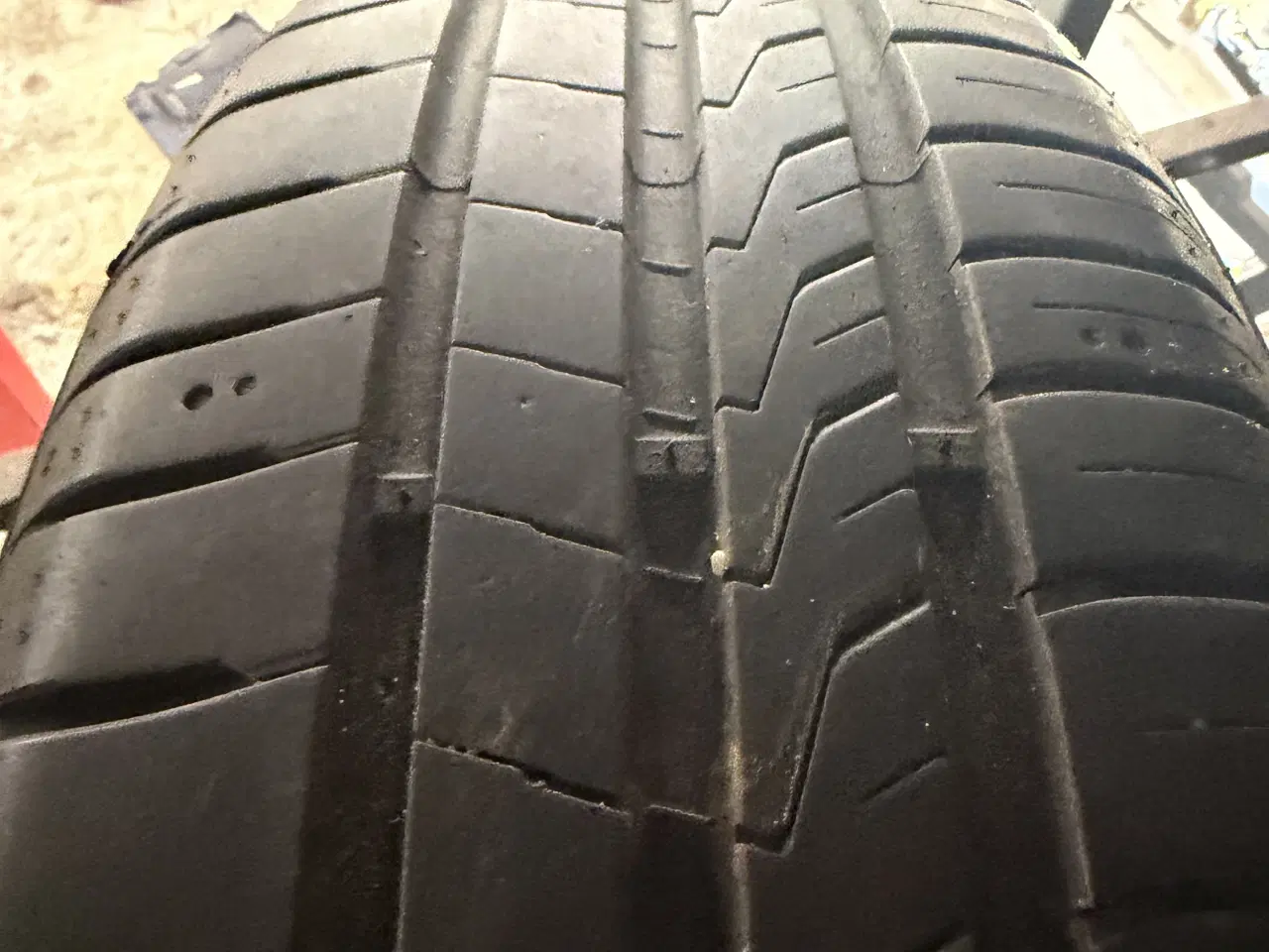 Billede 2 - Hankook 185/65/15 sommer 6-7mm mønster