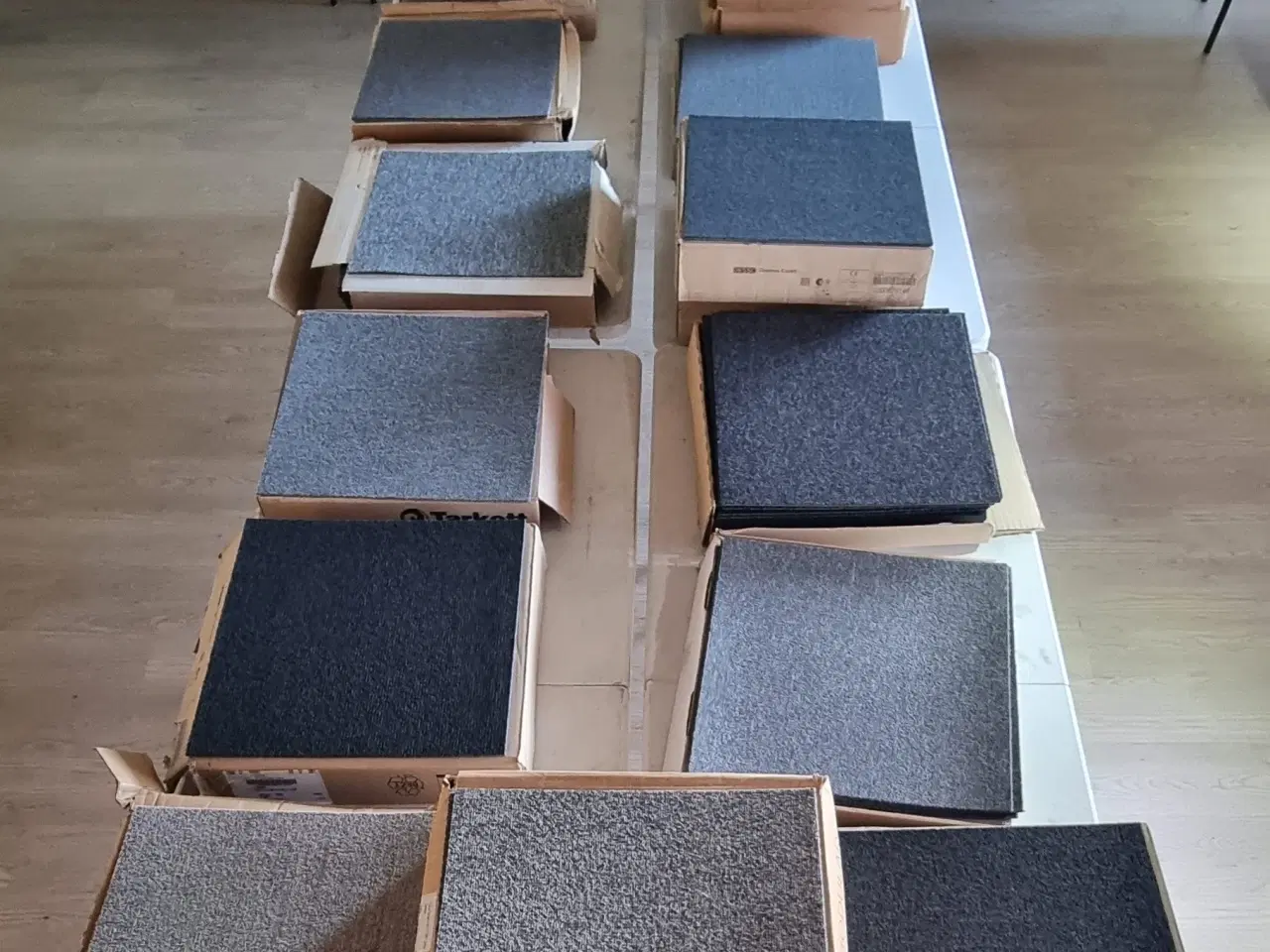 Billede 1 - Tæppefliser mange varianter