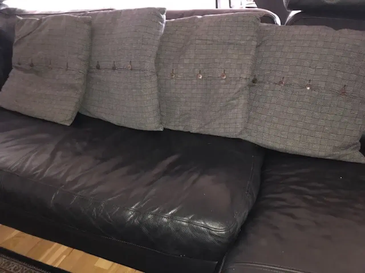 Billede 1 - 4 sorte sofa-puder