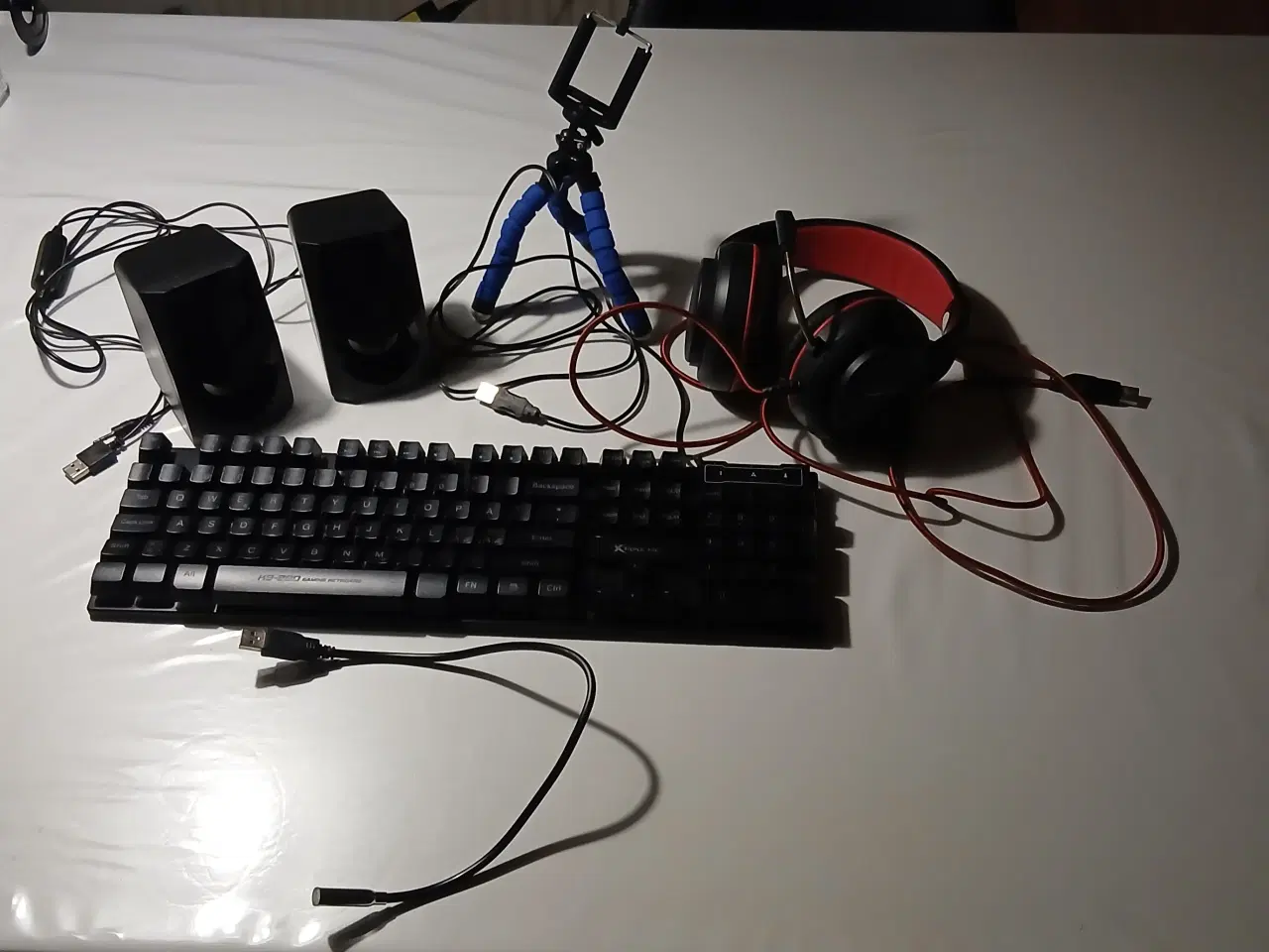 Billede 1 - Begynder gaming-sæt. Meget god stand.