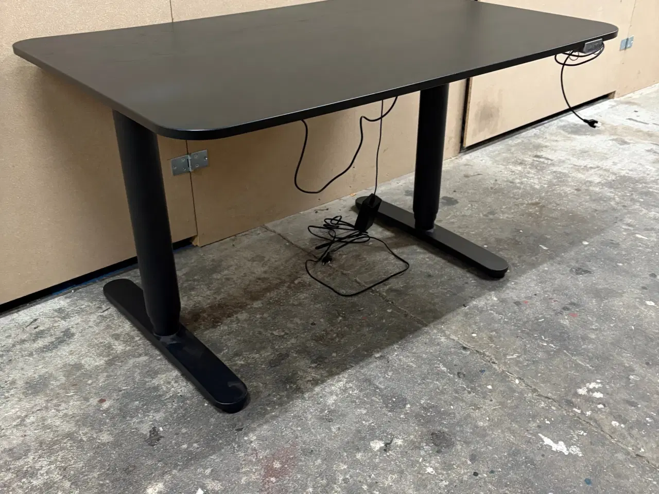 Billede 1 - Skrivebord Hæve/Sænke – elektrisk.