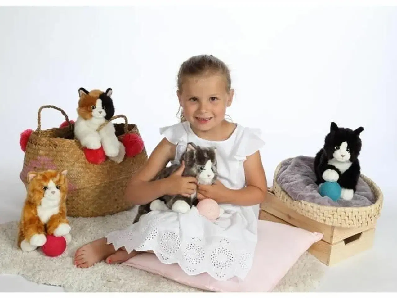 Billede 4 - Plysdyr kat - Gipsy, grå moderne