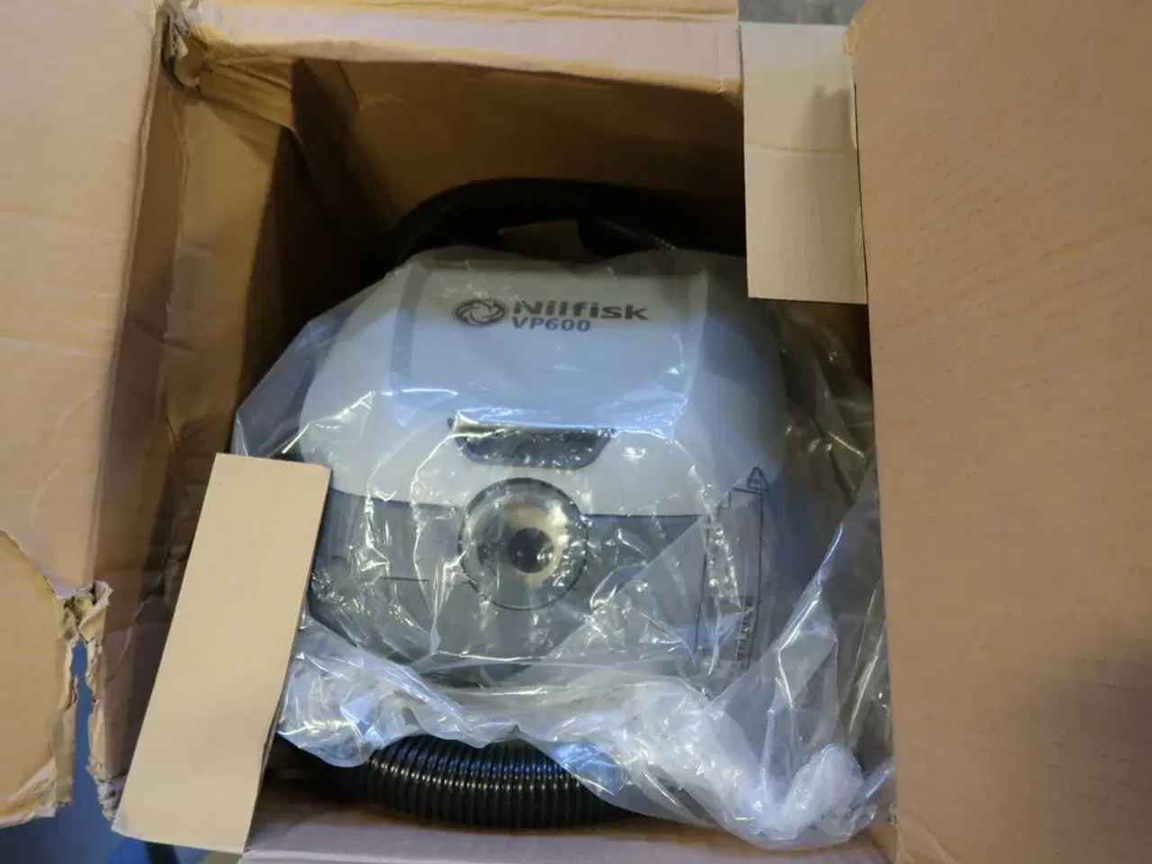Billede 5 - Støvsuger NILFISK VP600