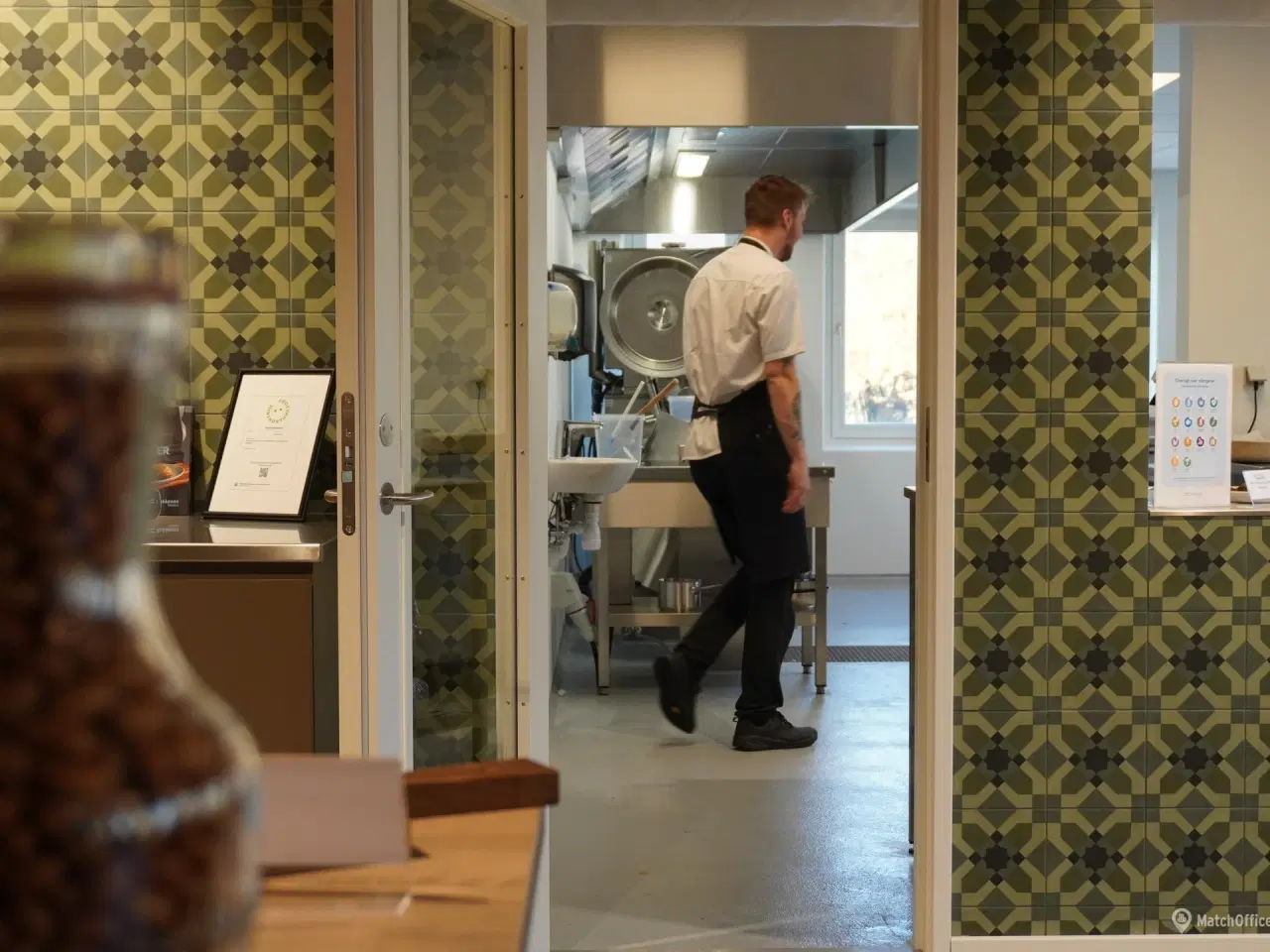 Billede 6 - Lager med central placering i Lyngby