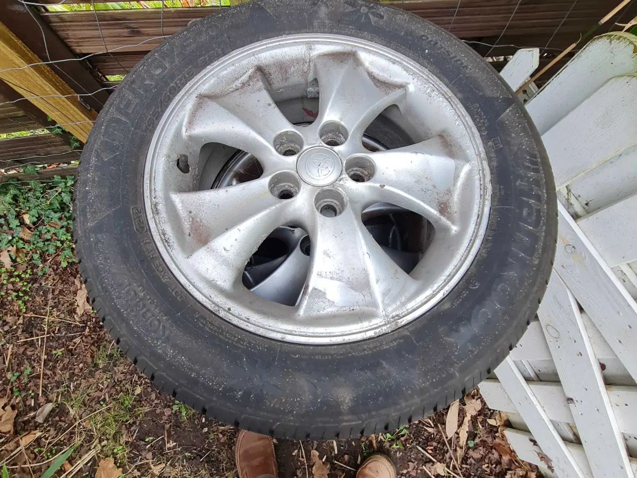 Billede 2 - Originale 15" 5Huls Toyota Alufælge brugt men gode