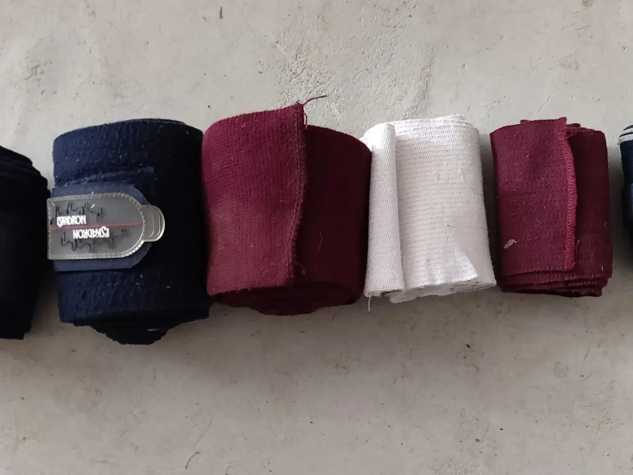 Billede 1 - Bandager i forskellige farver 