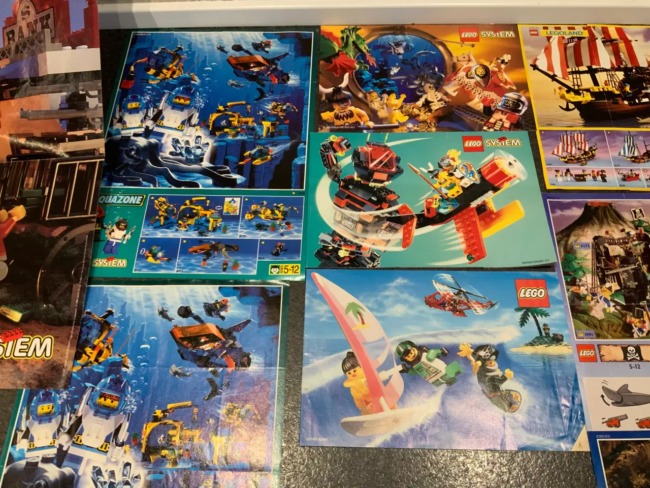 Billede 3 - Lego plakater og gamle hæfter