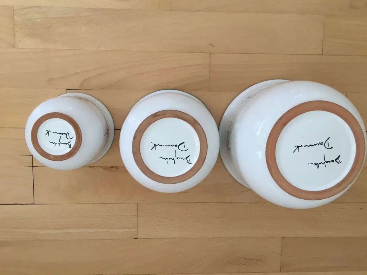 Billede 2 - Bangholm Keramik, 3 urtepotteskjulere