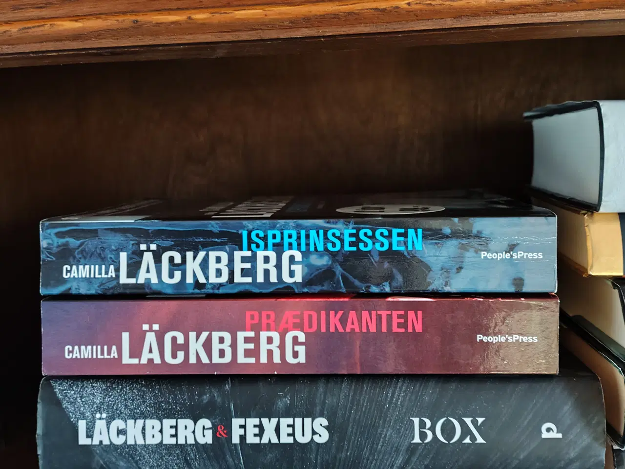 Billede 2 - Camilla Läckberg Bøger