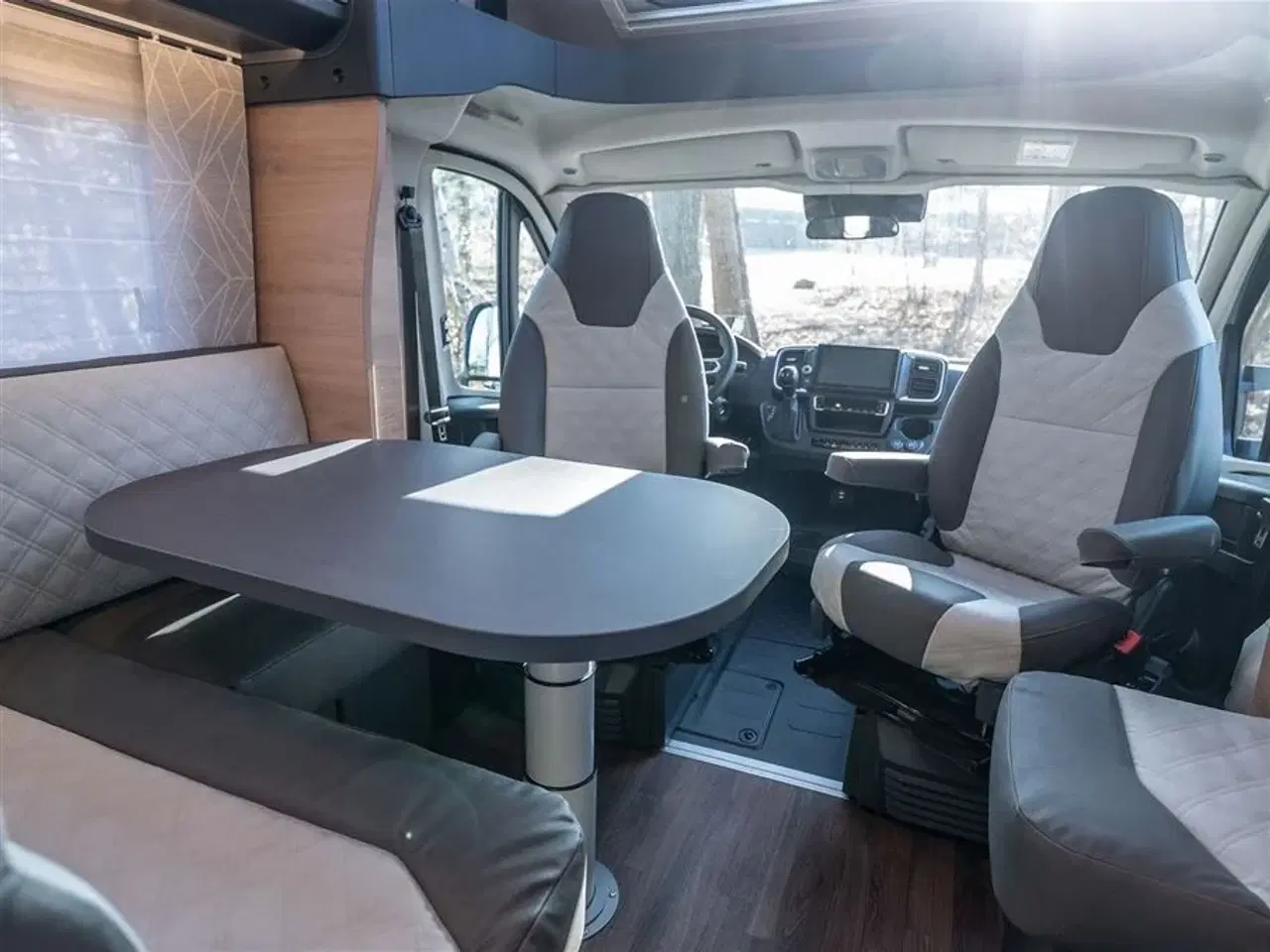 Billede 15 - 2025 - Knaus L!VE TI 650 MEG Platinium Selection   Komplet bil med lithium batteri, solceller mm.