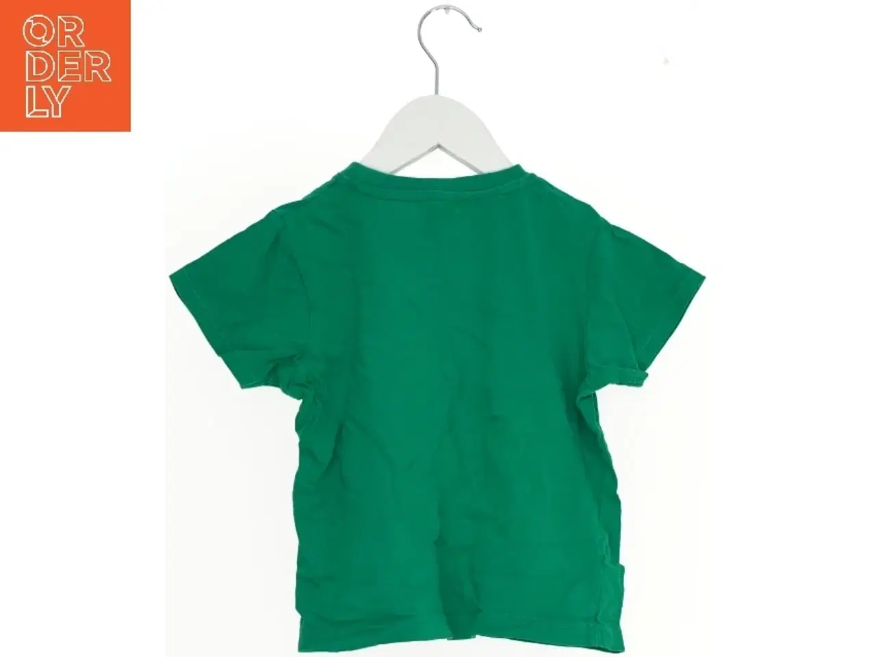 Billede 2 - Grøn T-shirt til børn fra Mads & Mette (str. 110)