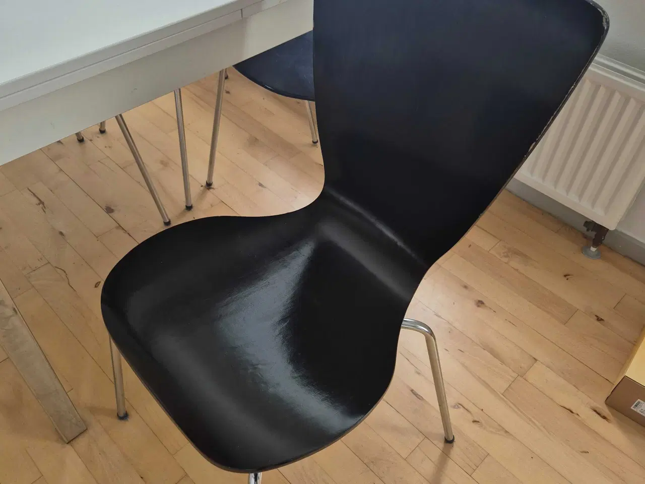Billede 4 - Spisebord med stole