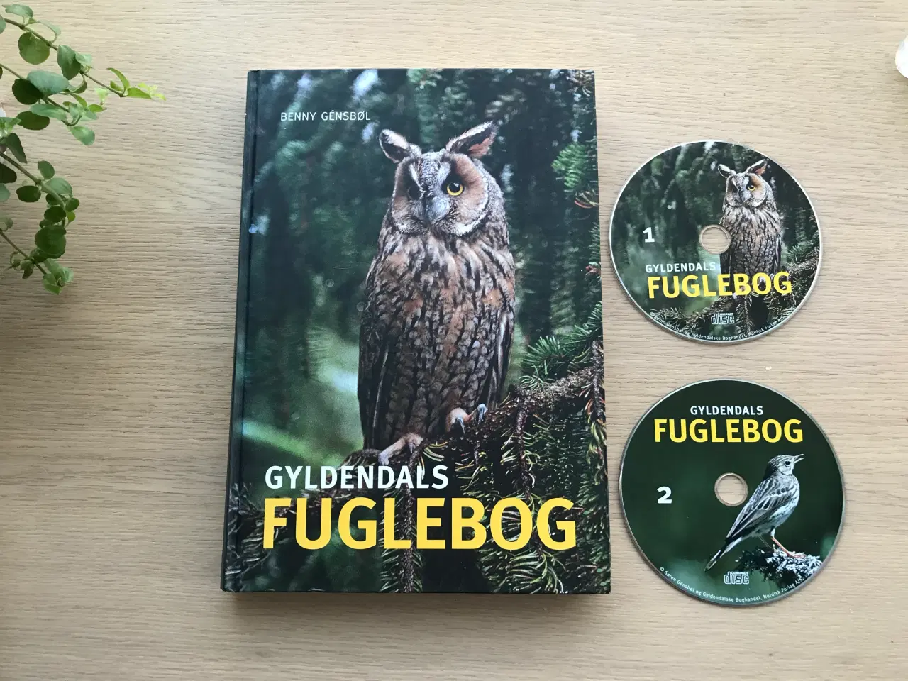 Billede 1 - Gyldendals FUGLEBOG  af Benny Génsbøl