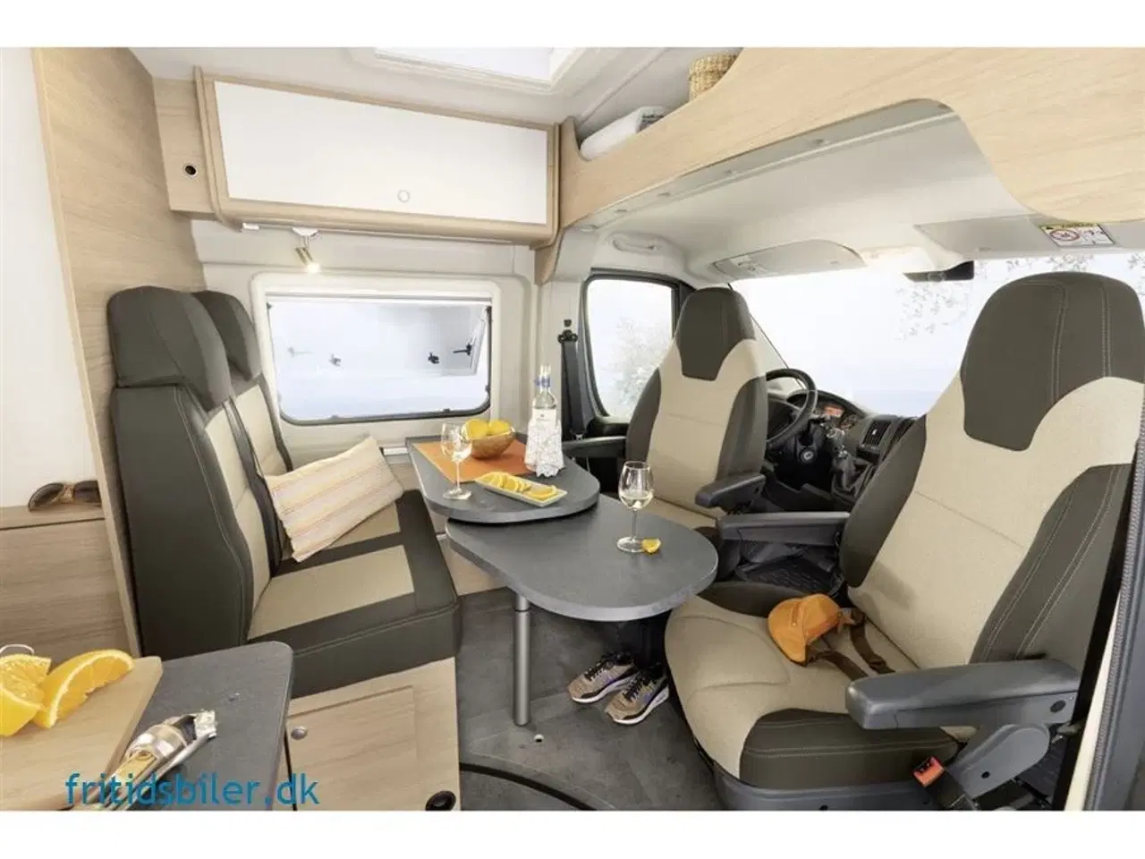 Billede 6 - 2024 - RoadCar R 601 140 Hk All In   Fritidsbil under 6 meter med Køjeseng / dobbeltseng 4 sovepladser bygget på Citroen