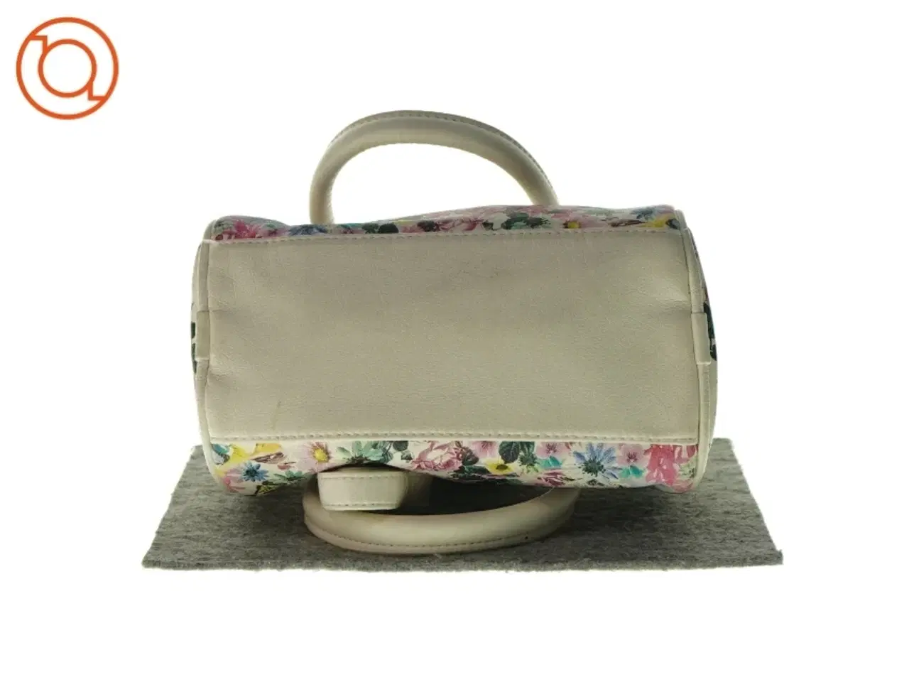 Billede 4 - Taske med print (str. 20 x 11 x 15cm)