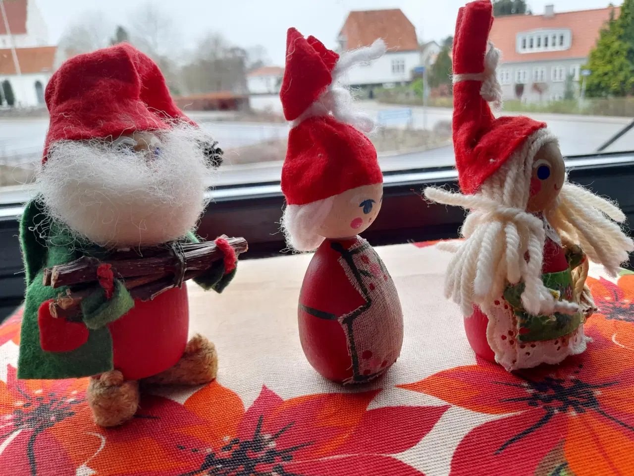 Billede 1 - Store Holline nisser ( 3 stk)