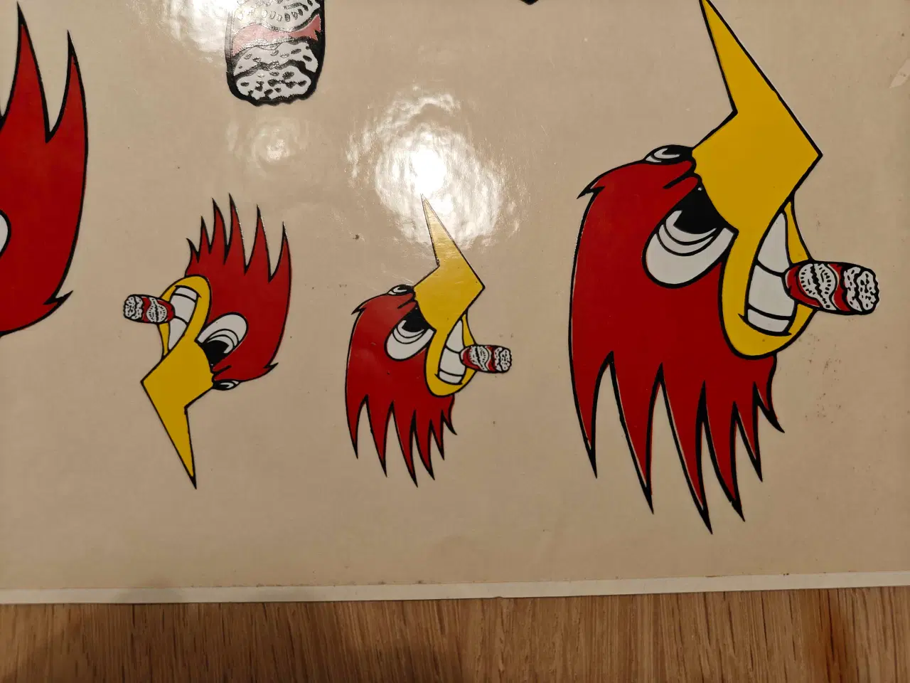 Billede 3 - Stort klistermærke