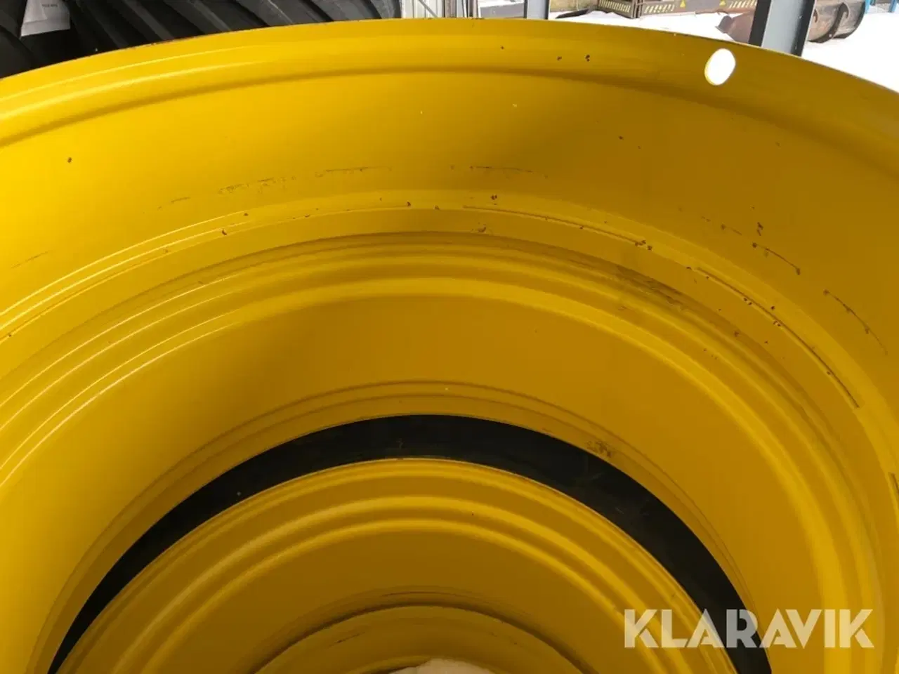 Billede 3 - Tvillinghjul John Deere bag 620/70-42 med låse 2 styk