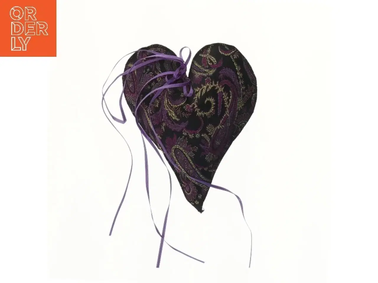 Billede 1 - Hjerteformet tekstildekoration med bånd (str. 21 cm)