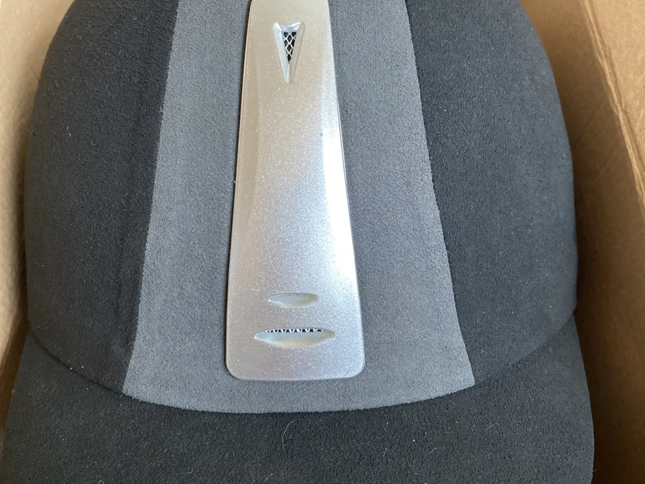 Billede 1 - Ny Lusiana ridehjelm str. 56 (55)