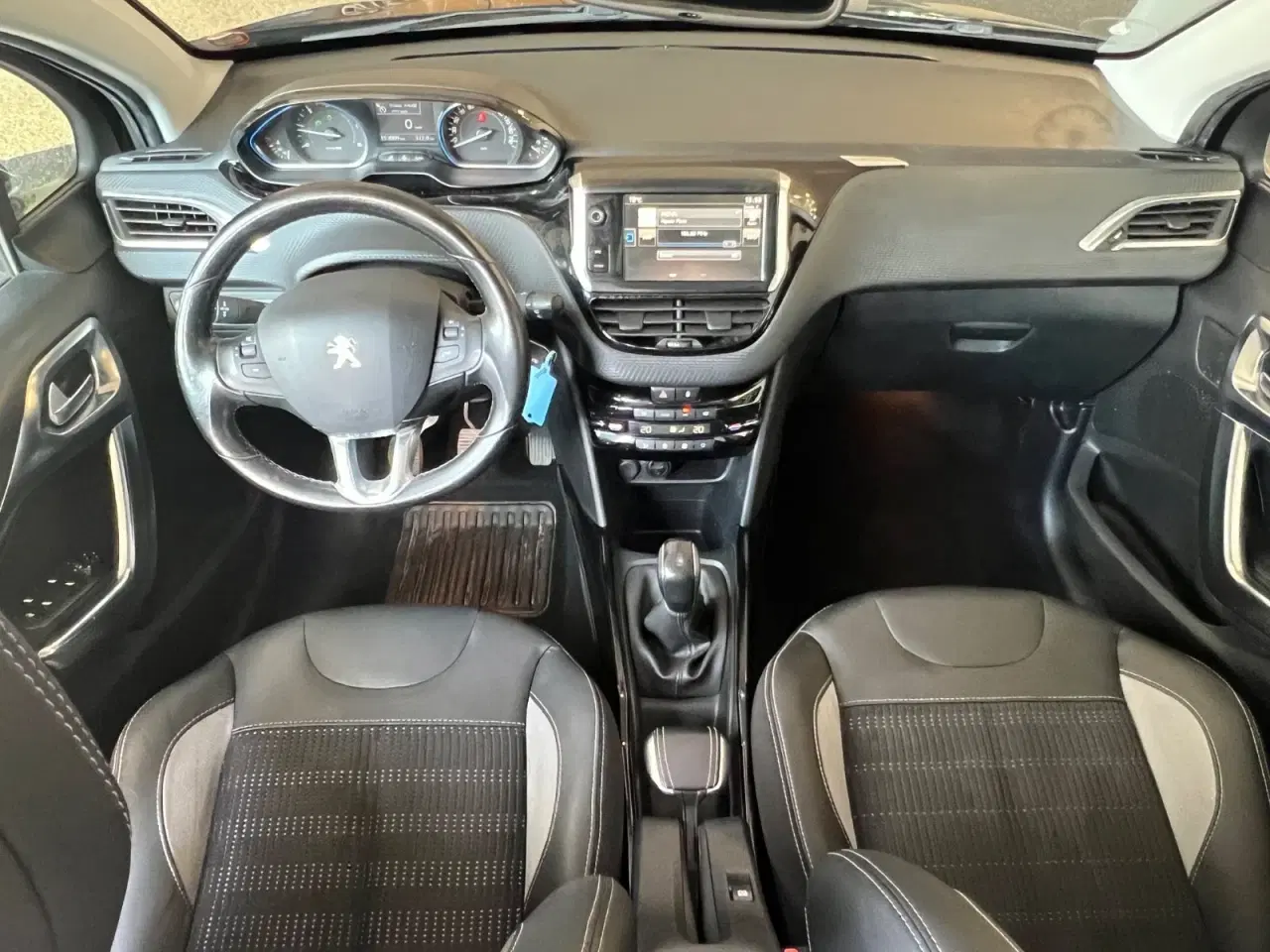 Billede 14 - Peugeot 2008 1,6 BlueHDi 100 Allure Sky