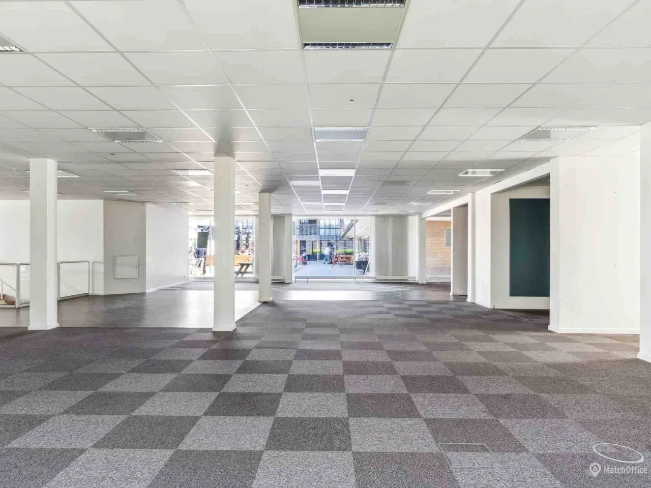 Billede 9 - Stort og attraktivt butikslokale i hjertet af Egedal Centret