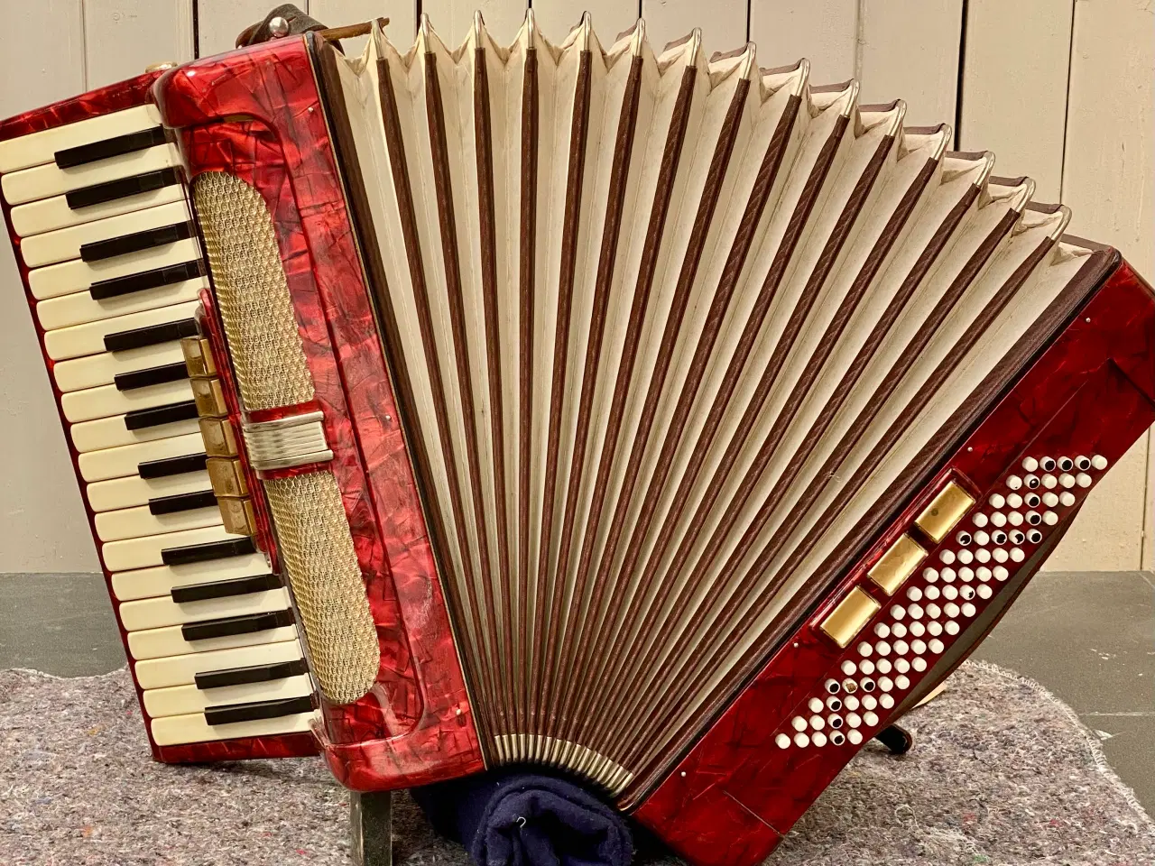 Billede 1 - Harmonika – velegnet til begyndere