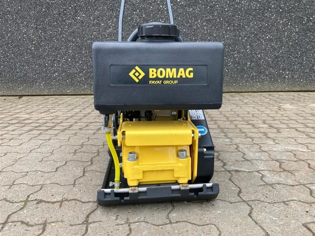 Billede 3 - Bomag BVP 10/36 Monteret med vandtank og spredebom