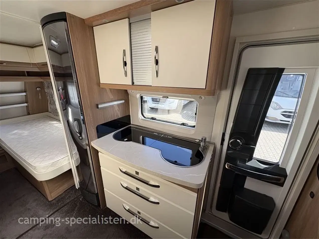 Billede 6 - 2020 - Hobby De Luxe 495 UL DK line   Hobby De Luxe 495 UL DK-Line 2020 - Se den nu hos Camping-Specialisten.dk
