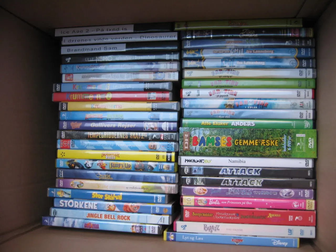Billede 2 - Kasse med ca. 90 Børne DVDer