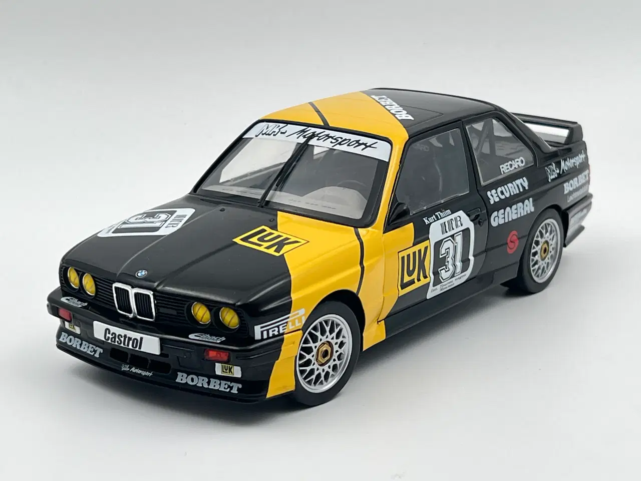 Billede 1 - 1992 BMW M3 EVO DTM E30 1:18  Driver: Kurt Thiim 