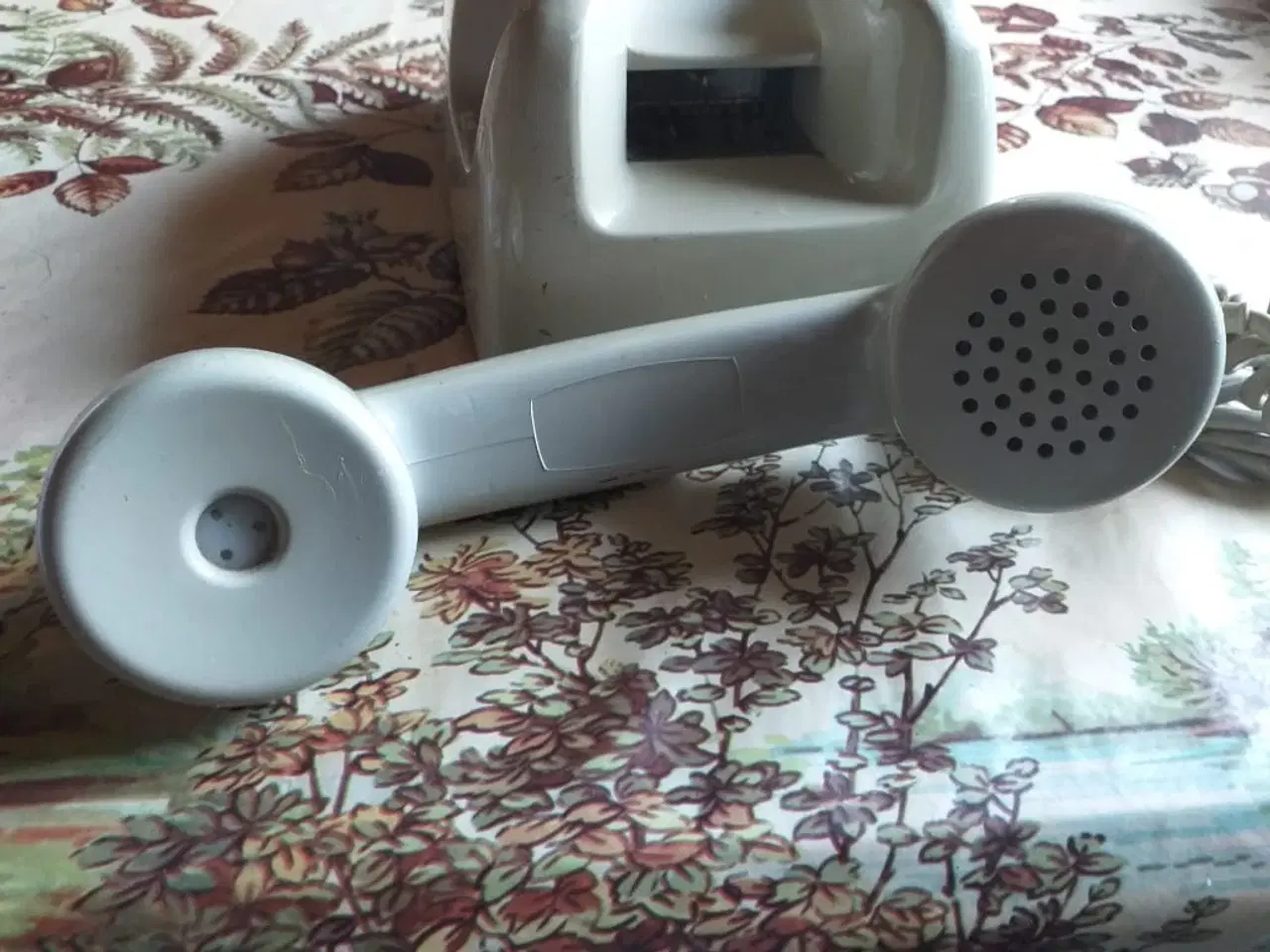 Billede 1 - Bord telefon mærke kirk 33-73