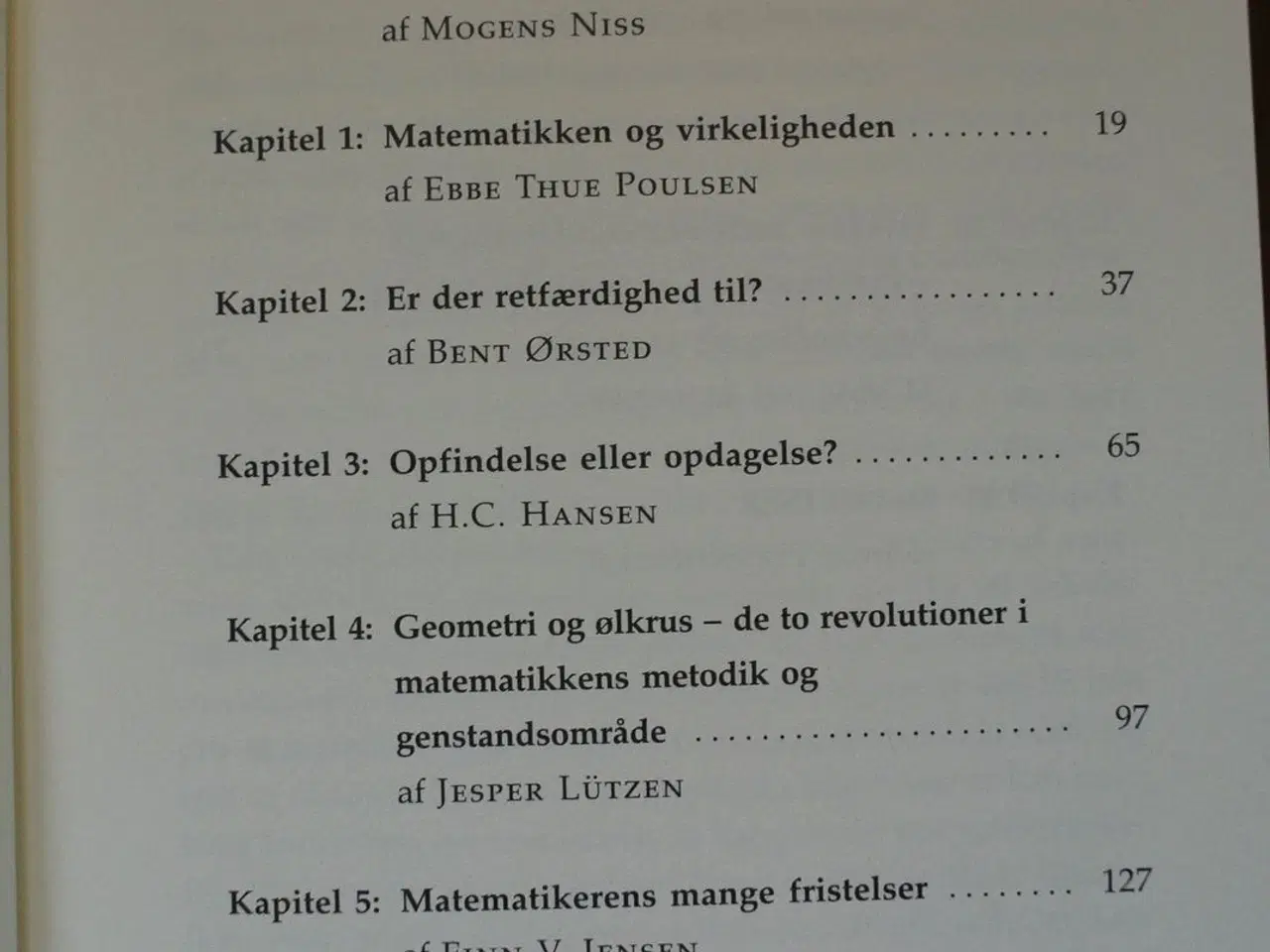 Billede 2 - matematikken og verden, red. af mogens niss, emne: