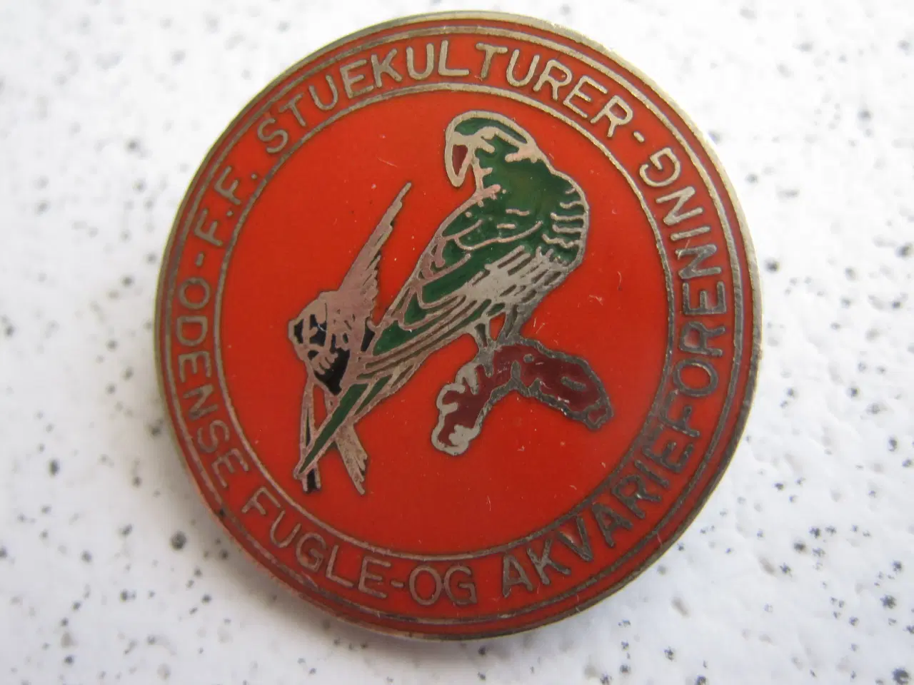 Billede 1 - Emblem fra Fugle-og Akvarieforening,  