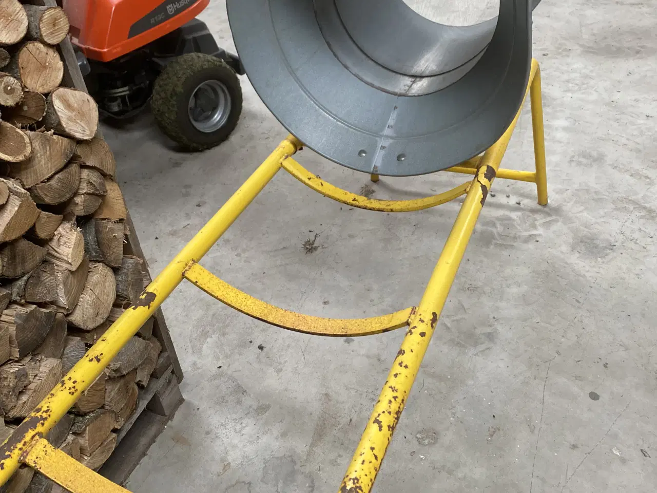 Billede 2 - Juletræstræstragt