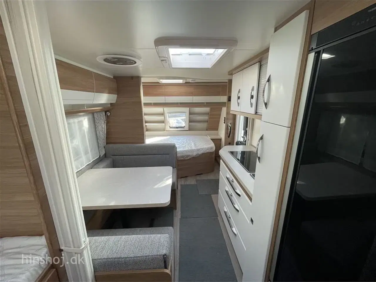 Billede 6 - 2023 - Hobby De Luxe 545 KMF   Hobby 545 KMF med  køjer og dobbeltseng  fra Hinshøj Caravan