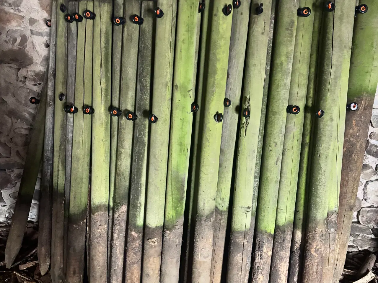 Billede 2 - Materialer til komplet udendørshegn