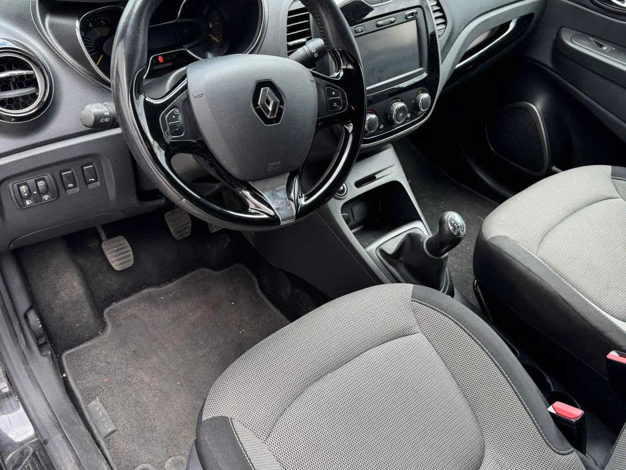 Billede 6 - Renault Captur 1.5 dci 90, årg 12/2015
