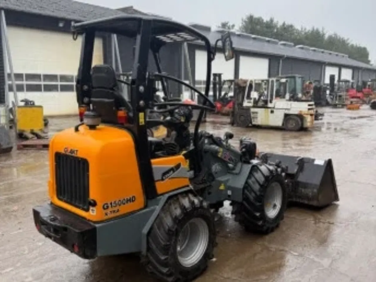 Billede 3 - Yderst flot minilæsser