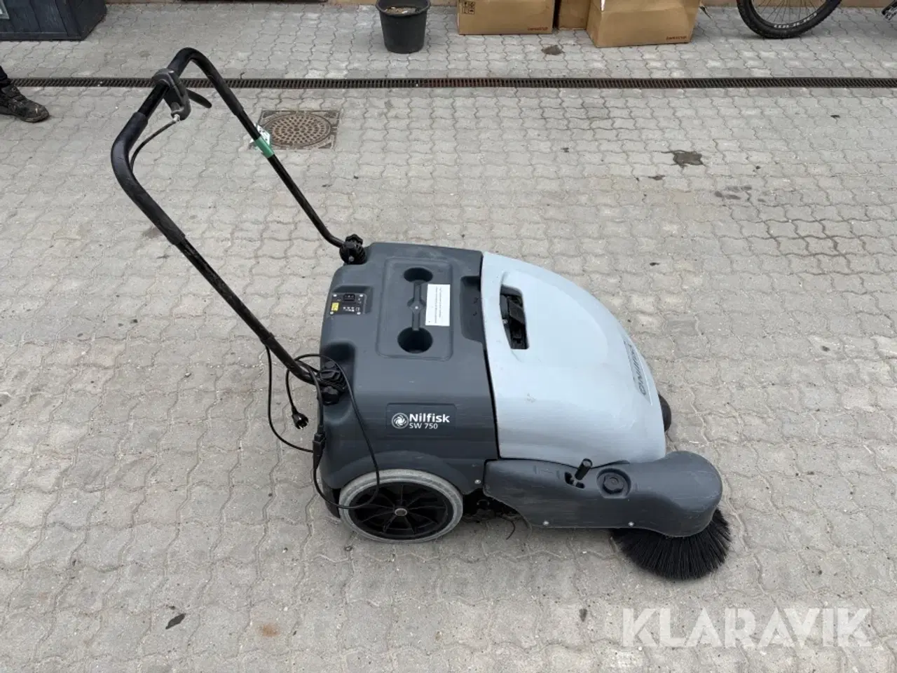 Billede 6 - Fejemaskine Nilfisk Sweeper SW 750