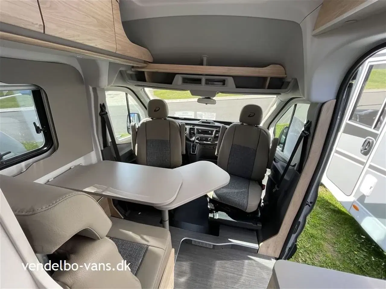 Billede 5 - 2024 - Dethleffs Globetrail CVD 590 DK   Dethleffs korte Camper Van - Globetrail Classic markerer begyndersegmentet med høj kvalitet