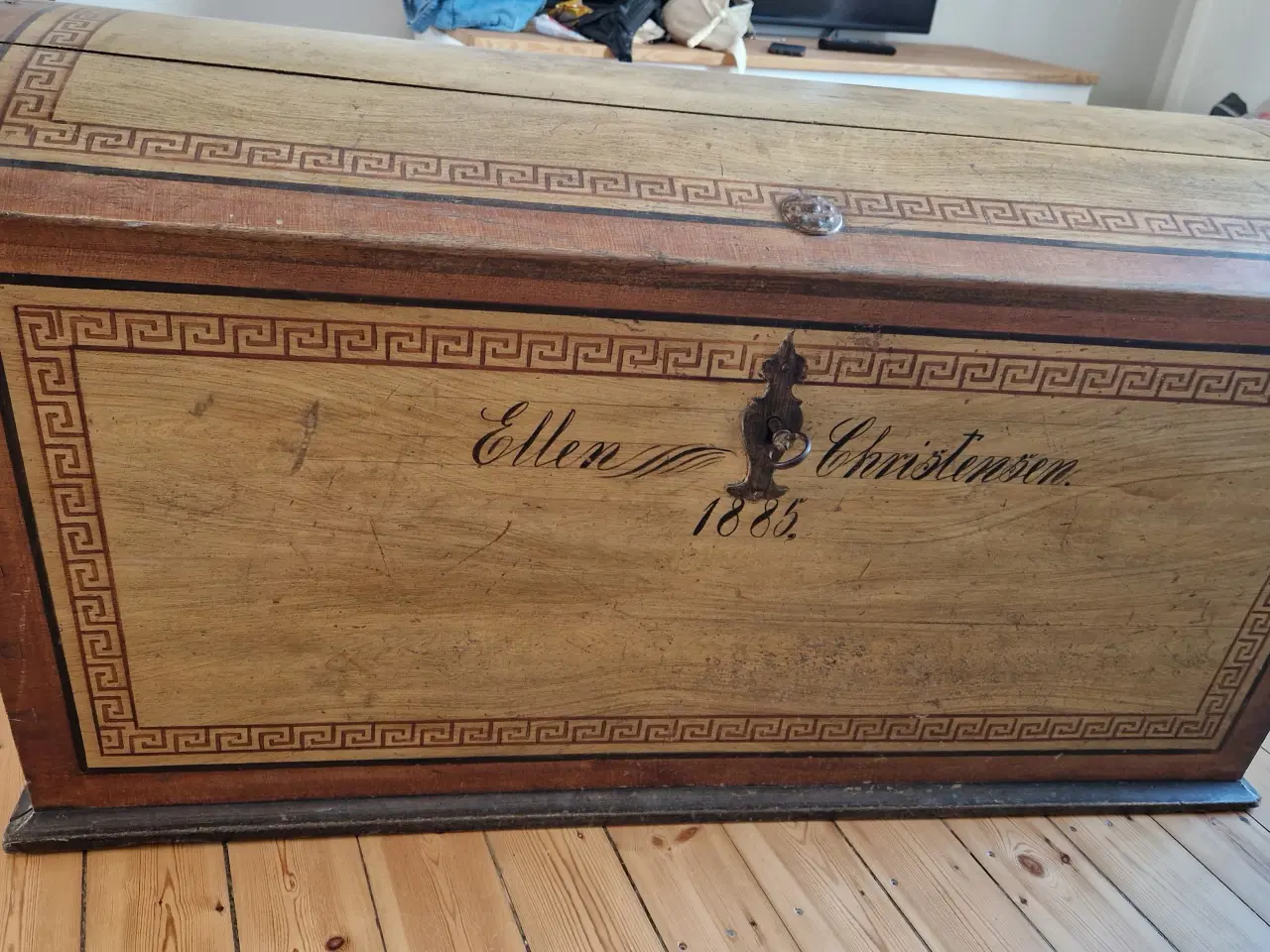 Billede 1 - Antik dragekiste fra 1885