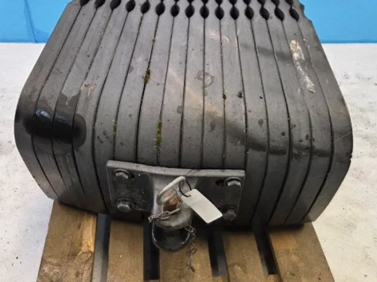 Billede 15 - New Holland T8 Frontvægt Kit 719665006