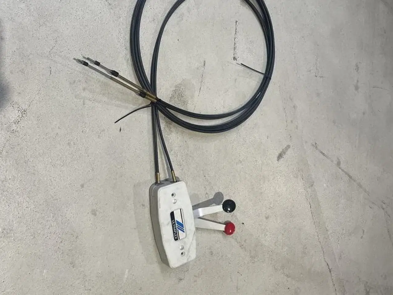 Billede 1 - Ultraflex kontrolboks m. 16 ft C2 kabler – gas/gear – enkeltmotor