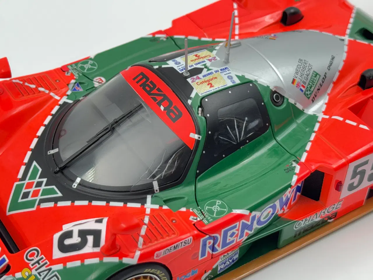 Billede 12 - 1991 Mazda 787B Le Mans (Med skade) 1:18