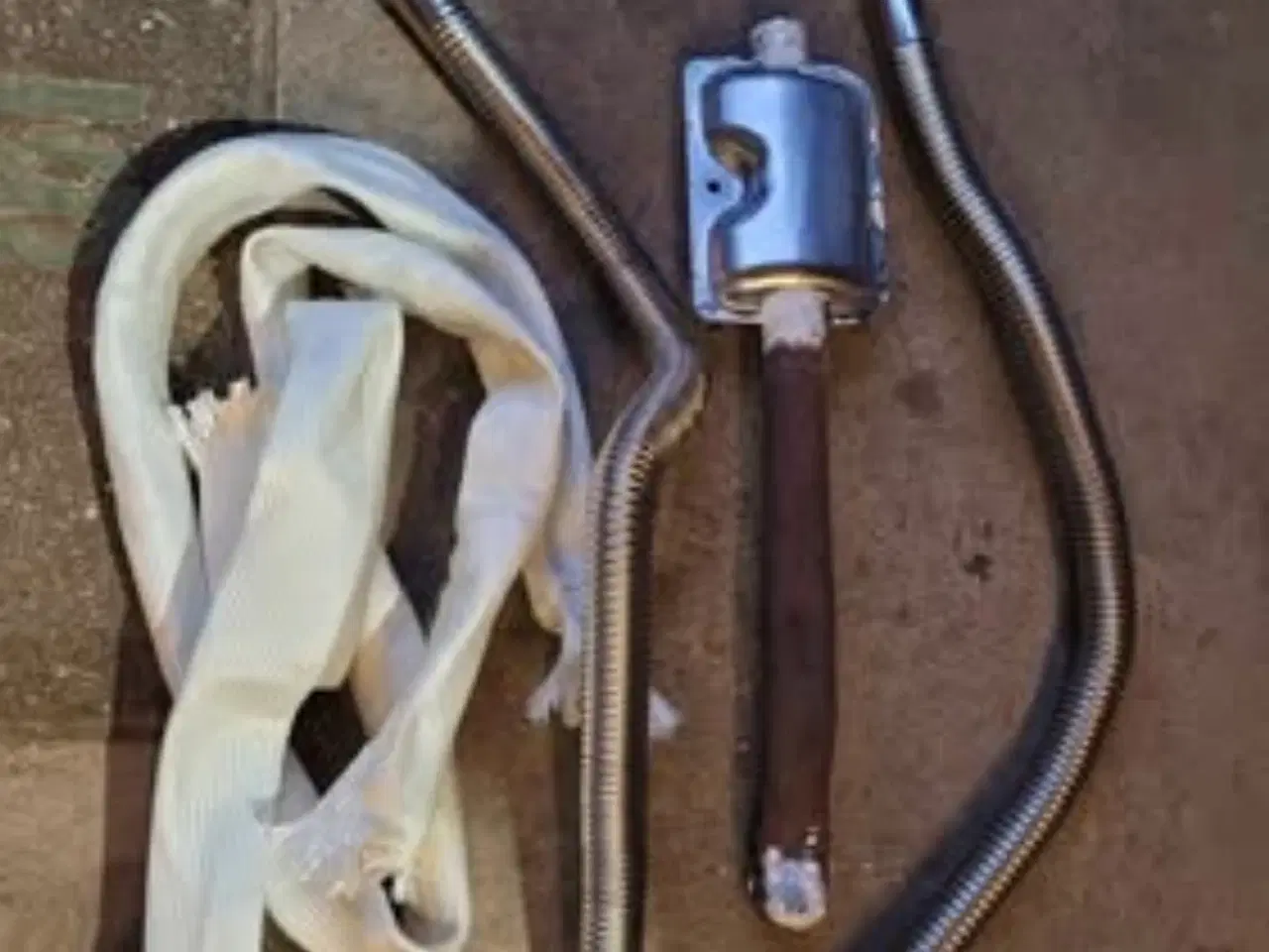 Billede 1 - Dieselfyr udstødning