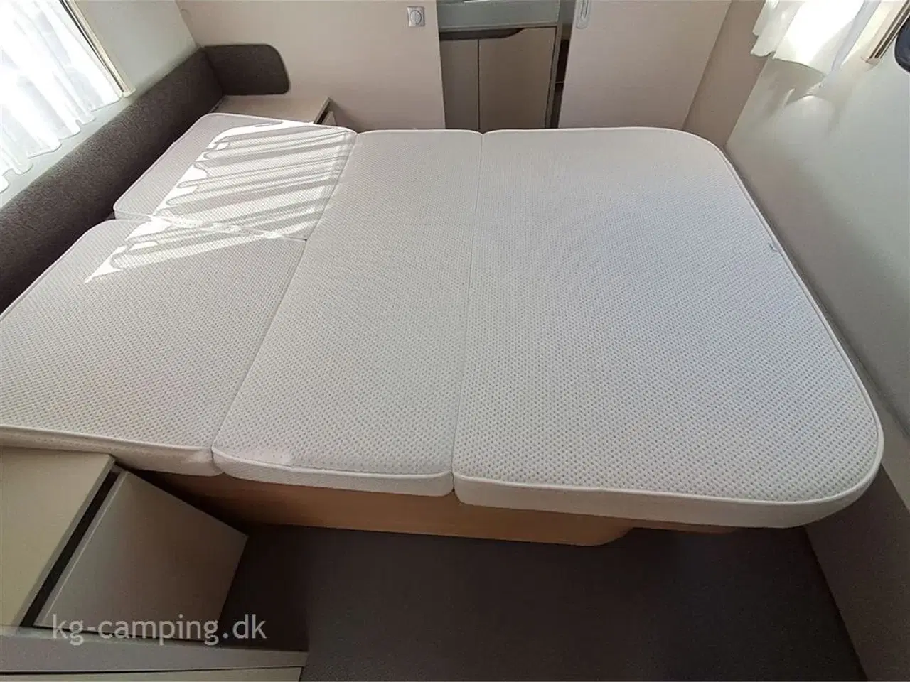 Billede 6 - 2022 - Adria Adora 613 UT Alde   Helårsvogn med fritstående dobbeltseng