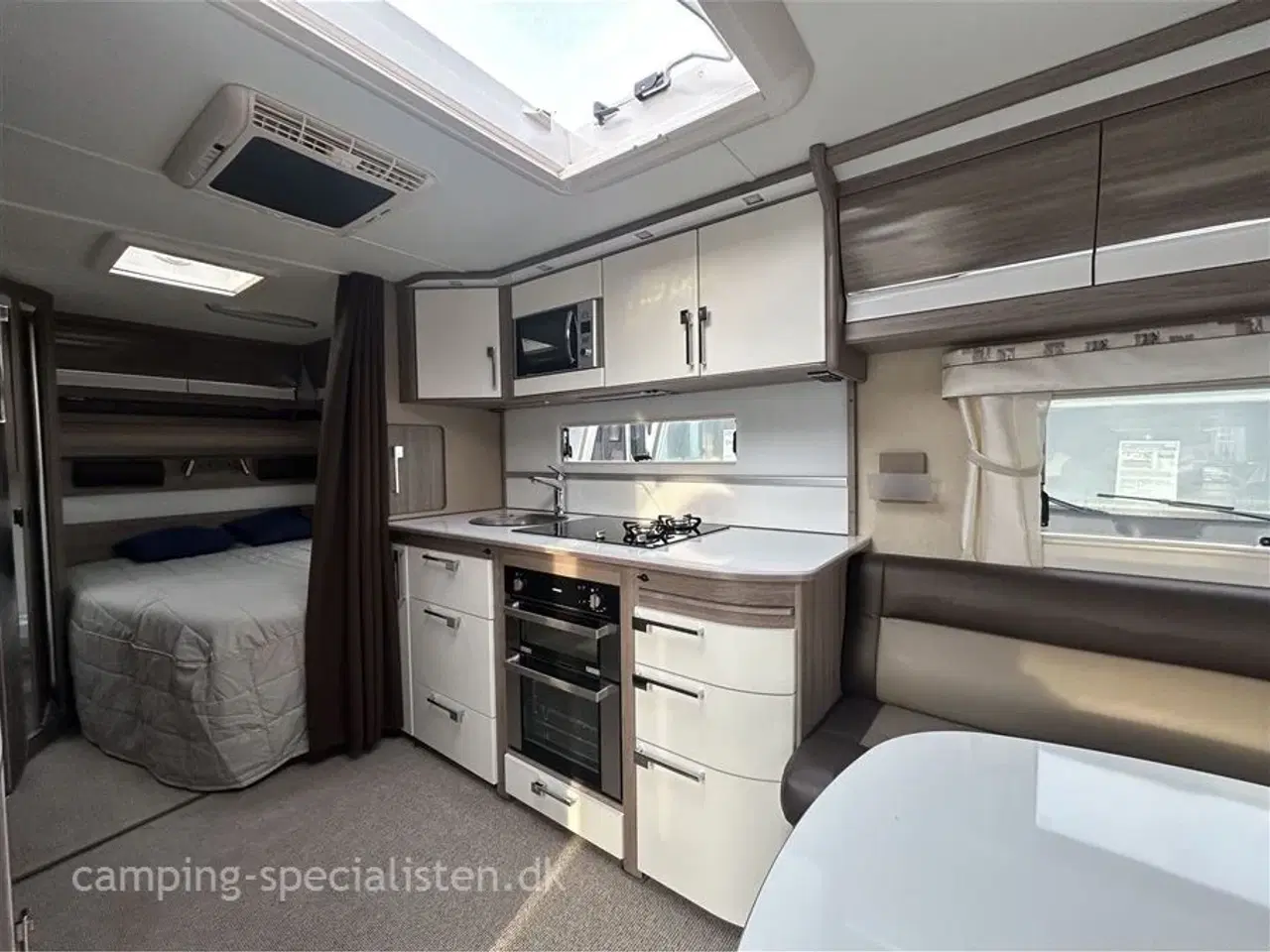 Billede 6 - 2016 - Kabe Imperial 560 XL KS   Kabe Imperial 560 XL /KS model 2016 kan nu ses Hos Camping-Specialisten.dk