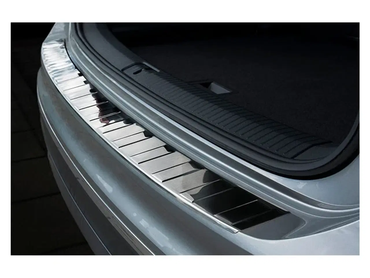 Billede 1 - Læssekantbeskytter VW Tiguan II 2017- Stål