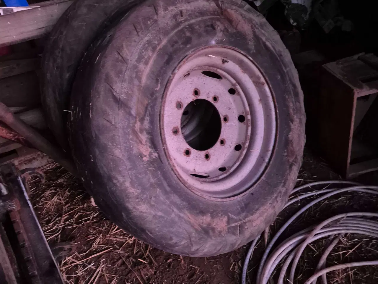 Billede 2 - Vogn-dæk sælges 